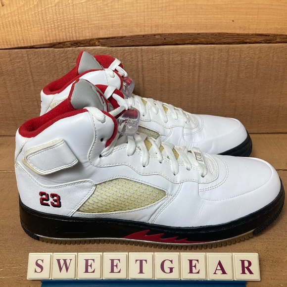 Jordan 5 Fusion 'Varsity Red - Black / White' Air Force 1 - Picture 2 of 16